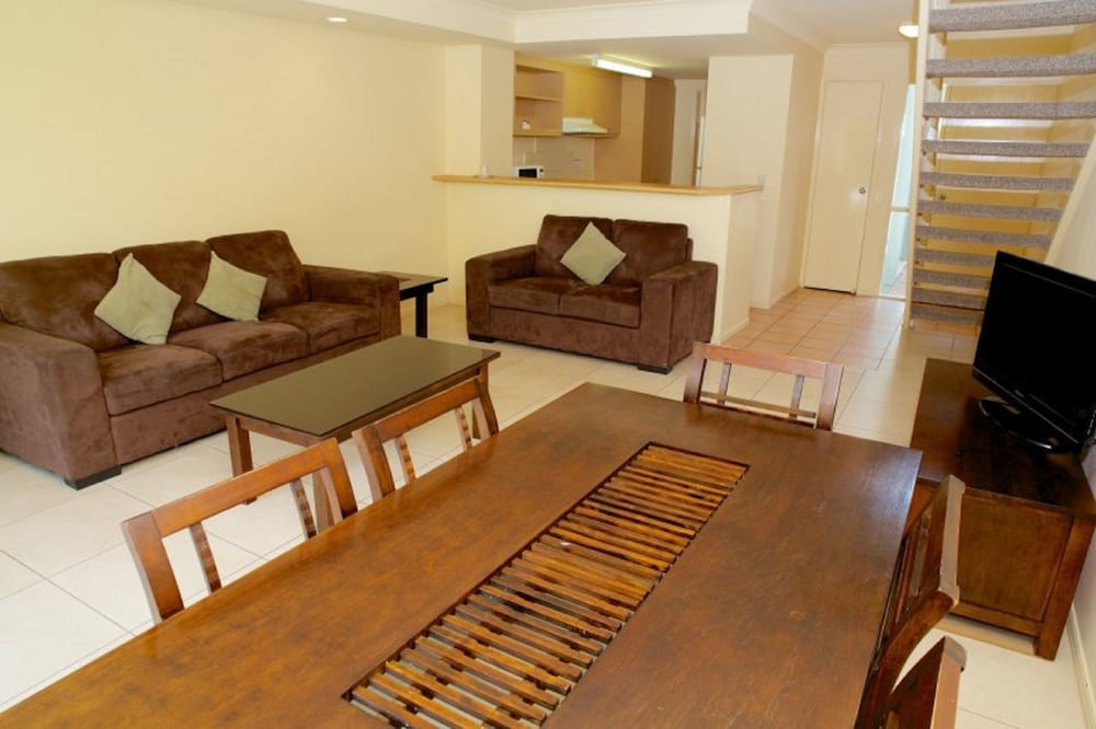 Standard Apartment, 3 Bedrooms, Kitchen photo 3
