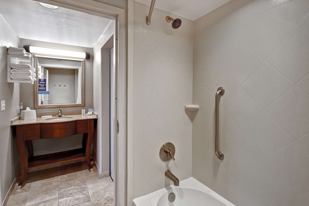 Studio Suite - Photo 9