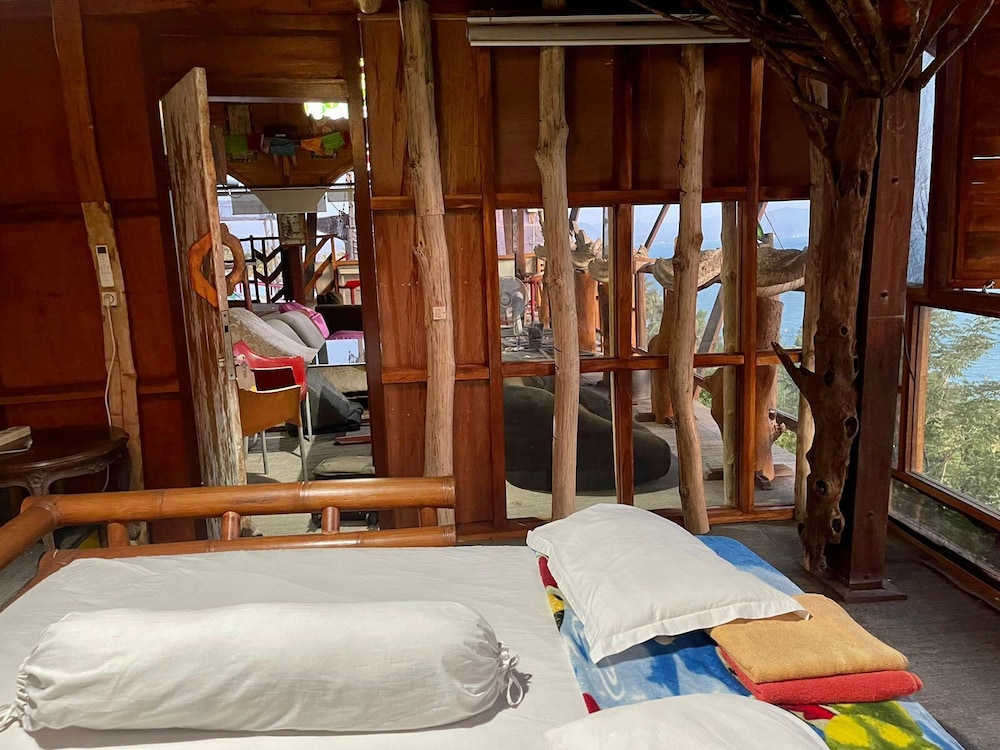 Panoramic Suite - Photo 13