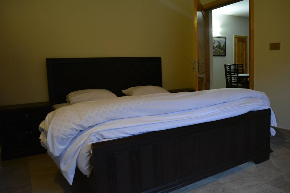 Deluxe Apartment photo 2
