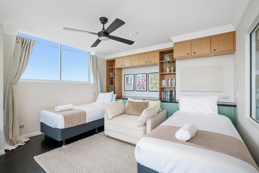 Family Penthouse, 3 Bedrooms, Sea View, Mezzanine photo 3