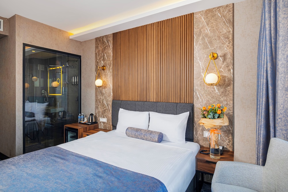 Standard Double or Twin Room, Sea View photo 3