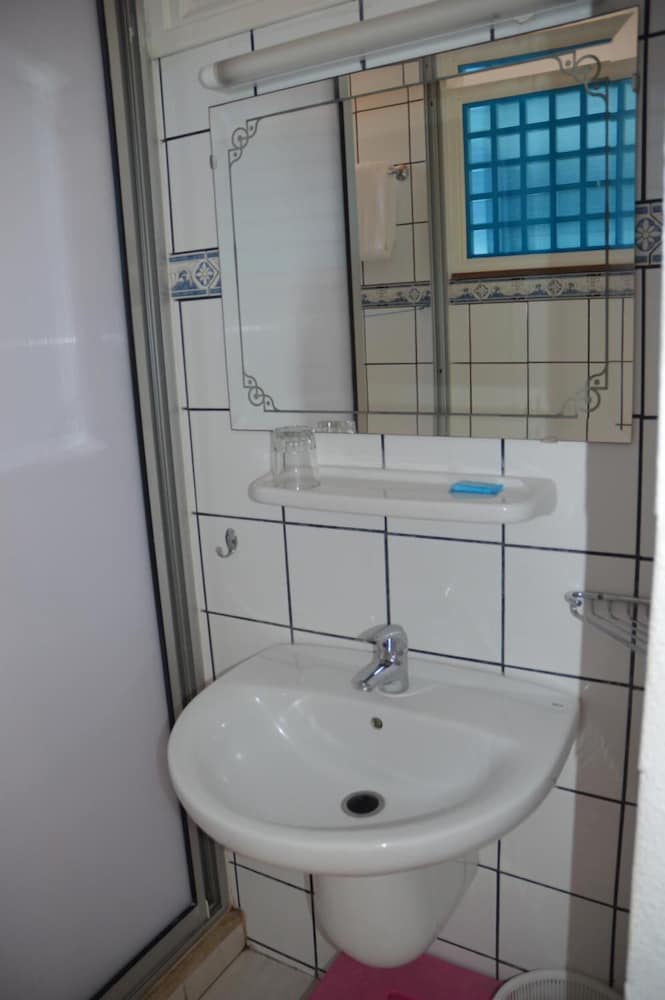 Standard Apartment - Photo 9