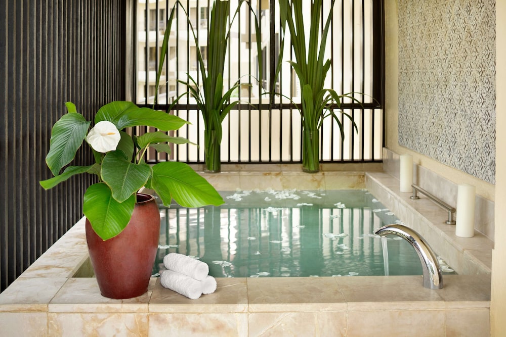 Rasa Wing Deluxe Suite King photo 2