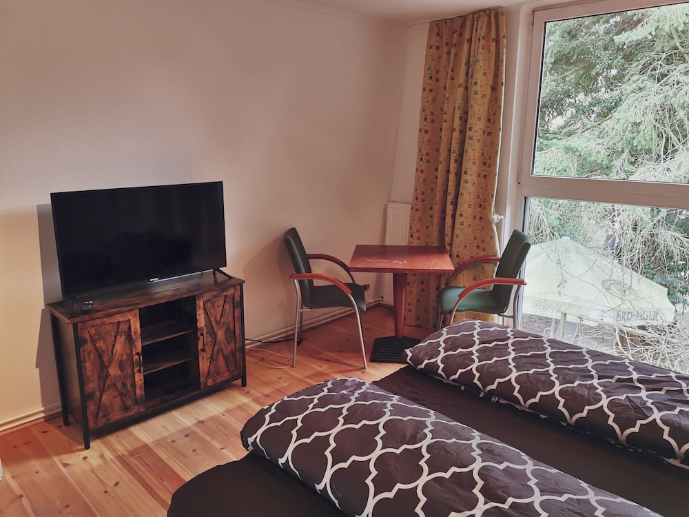 Basic House, Non Smoking, Garden View photo 1