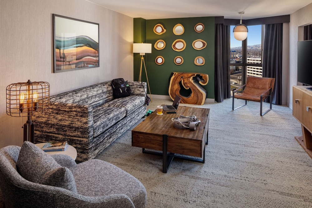 Room, 1 Bedroom, Accessible (Mobility, Hearing, Roll-In Shower) - Photo 3