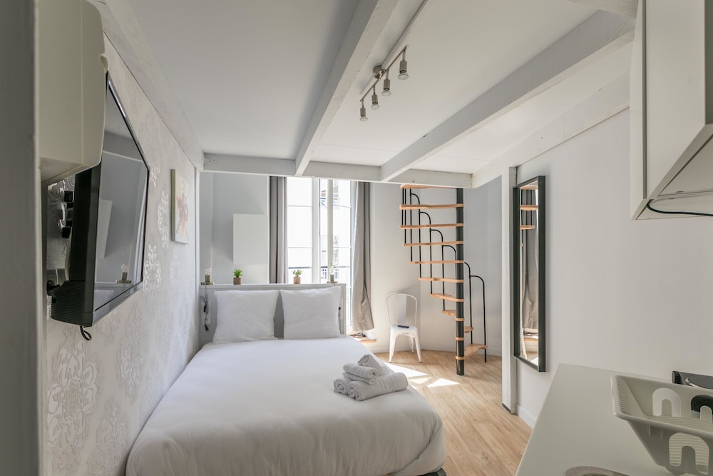 Classic Apartment, 2 Double Beds, Non Smoking (14) photo 1