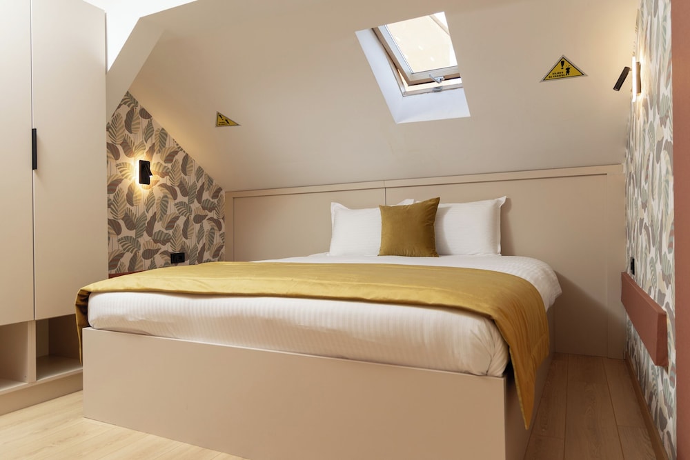 Economy Double Room, City View