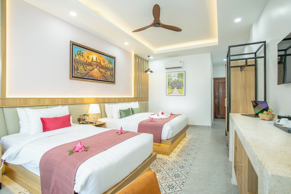 Family Junior Suite with Balcony