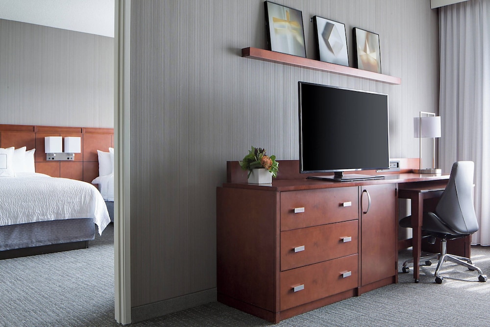 Room, 2 Queen Beds - Photo 2