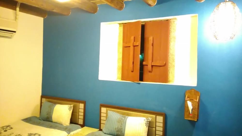 Standard Twin Room, Shared Bathroom, Garden View photo 3