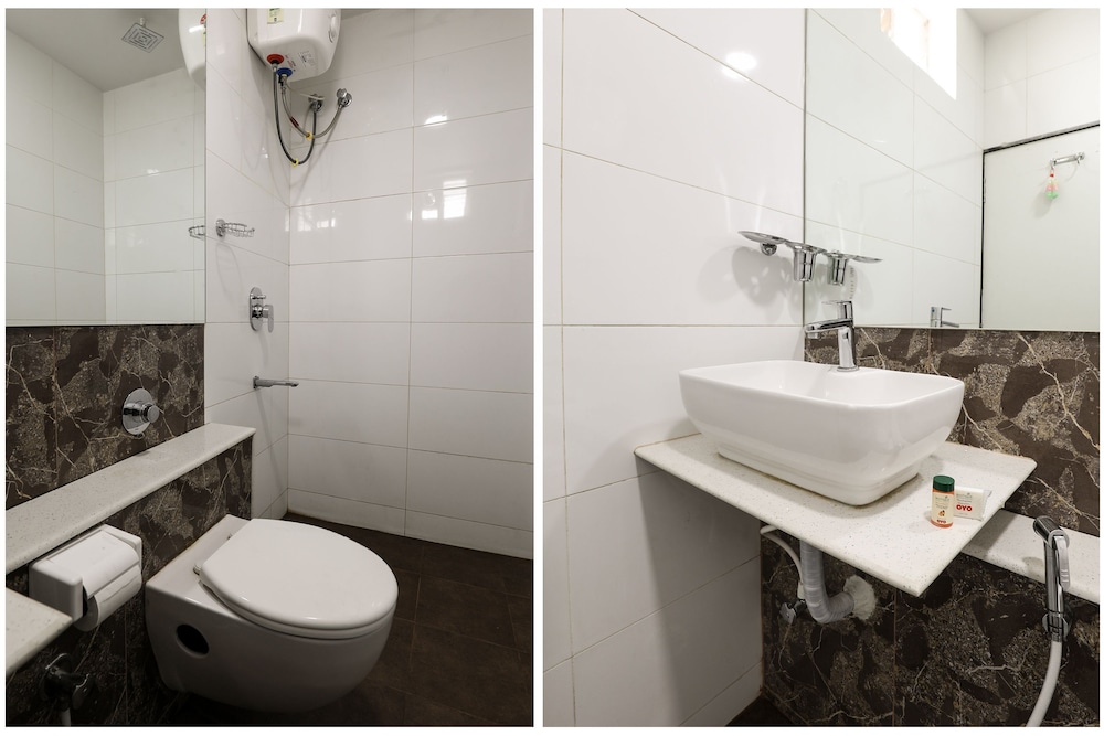 Deluxe Double Or Twin Room, 1 King Bed photo 2