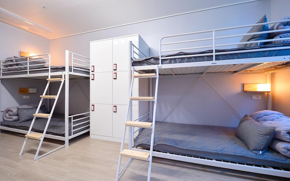 Room (*To Tomorrow Ticket Only*Male Dormito)
