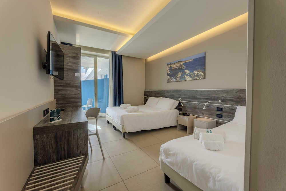 Superior Triple Room