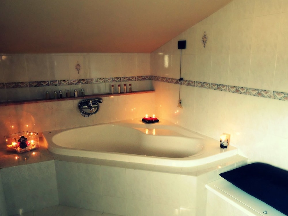 Quadruple Room, Sea View photo 3