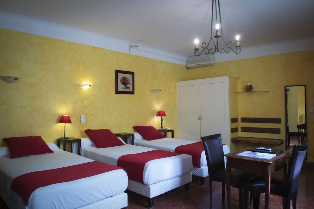 Triple Room photo 2