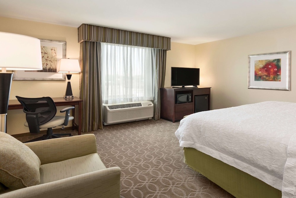 Room, Accessible, Non Smoking (Hearing Impaired) photo 1