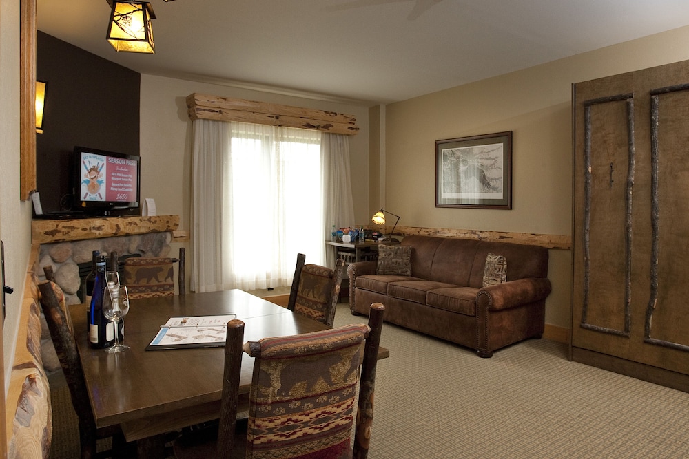 Split Rock Suite - Waterpark Access Additional photo 3