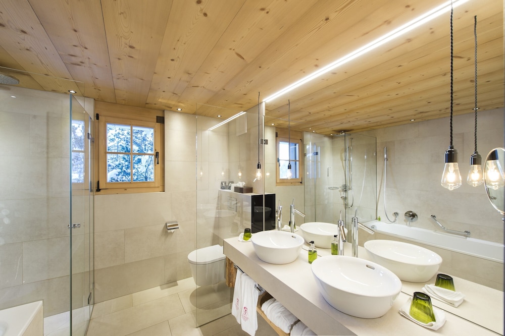Deluxe double room with balcony and mountain view - Photo 8