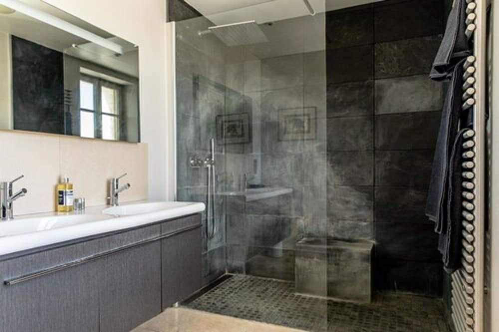 Suite (1) photo 3