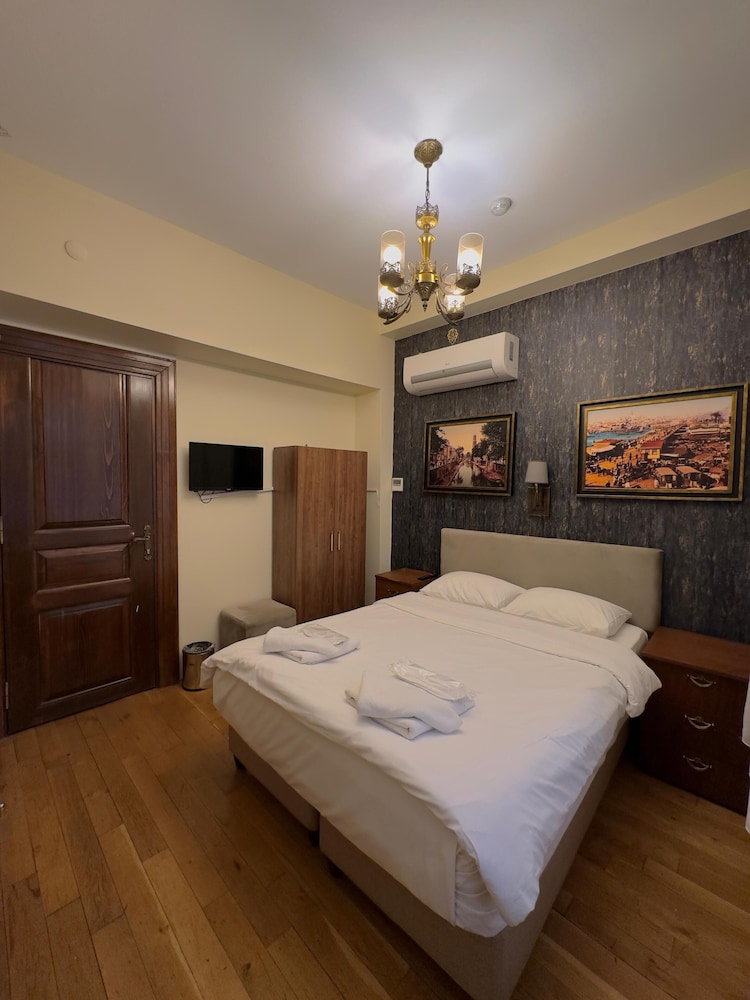 Economy Double Room photo 1