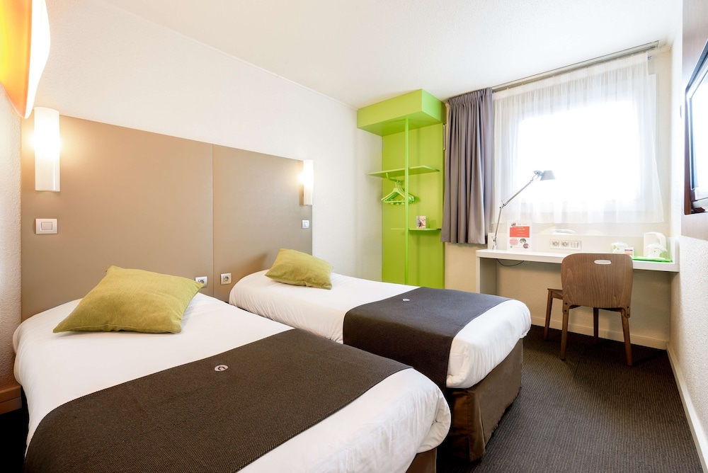 Standard Room, 2 Twin Beds (Junior Bed up to 10 years) photo 3