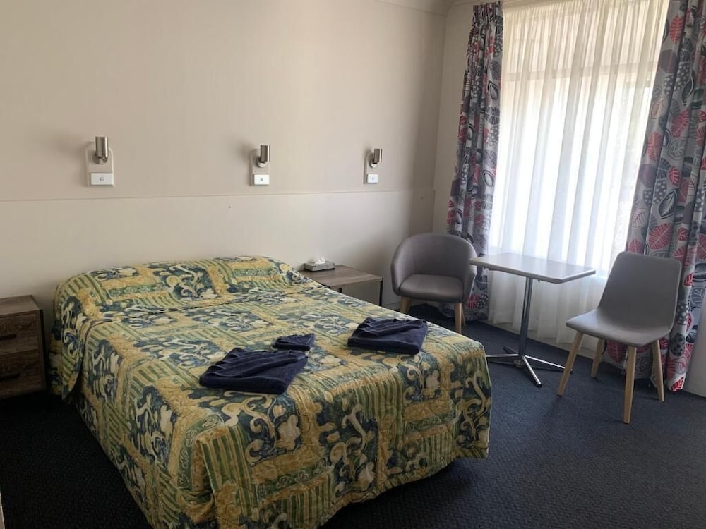 Standard Room photo 2