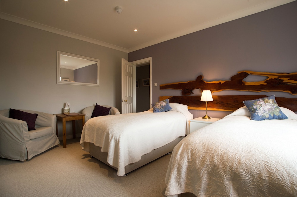Twin Room, Ensuite - Photo 5