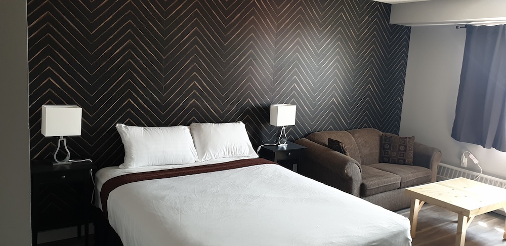 Deluxe Room, 1 Queen Bed, Non Smoking