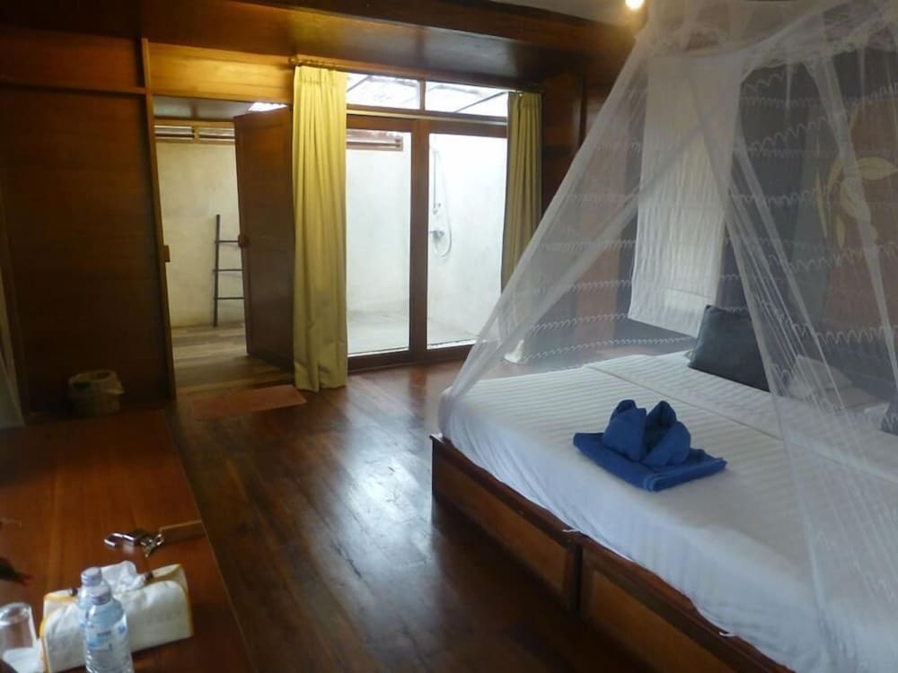 Superior Bungalow with Fan photo 3