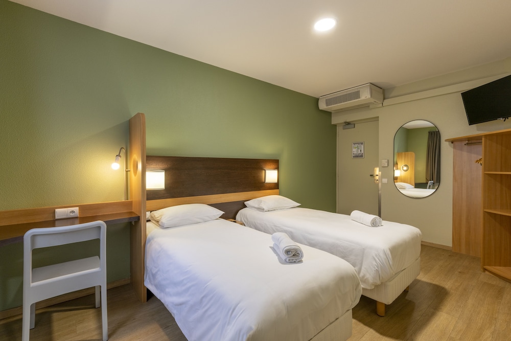 Single Room photo 3