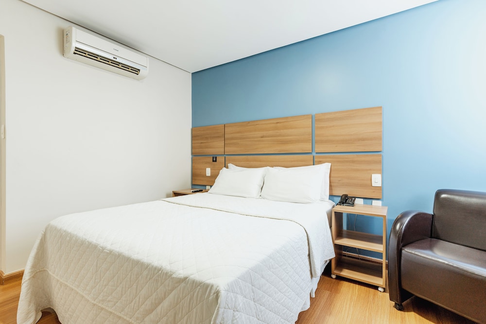 Deluxe Double Room photo 2