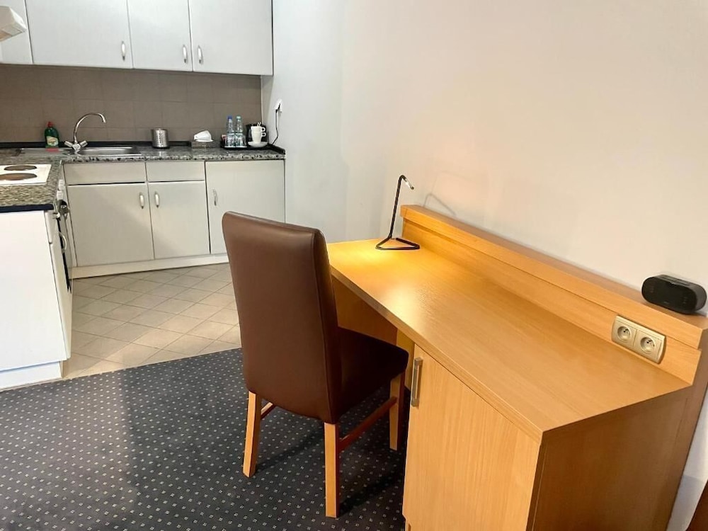 Deluxe Triple Room, 1 Bedroom, Non Smoking, Kitchenette photo 2