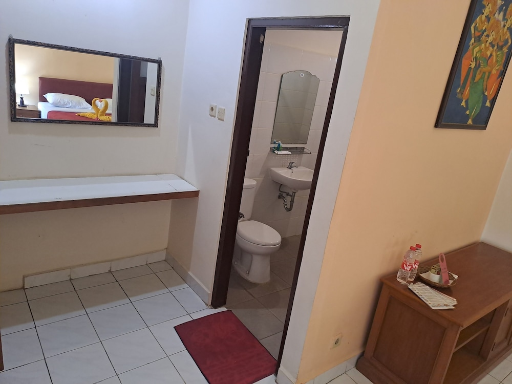 Standard Room, Partial Sea View photo 2