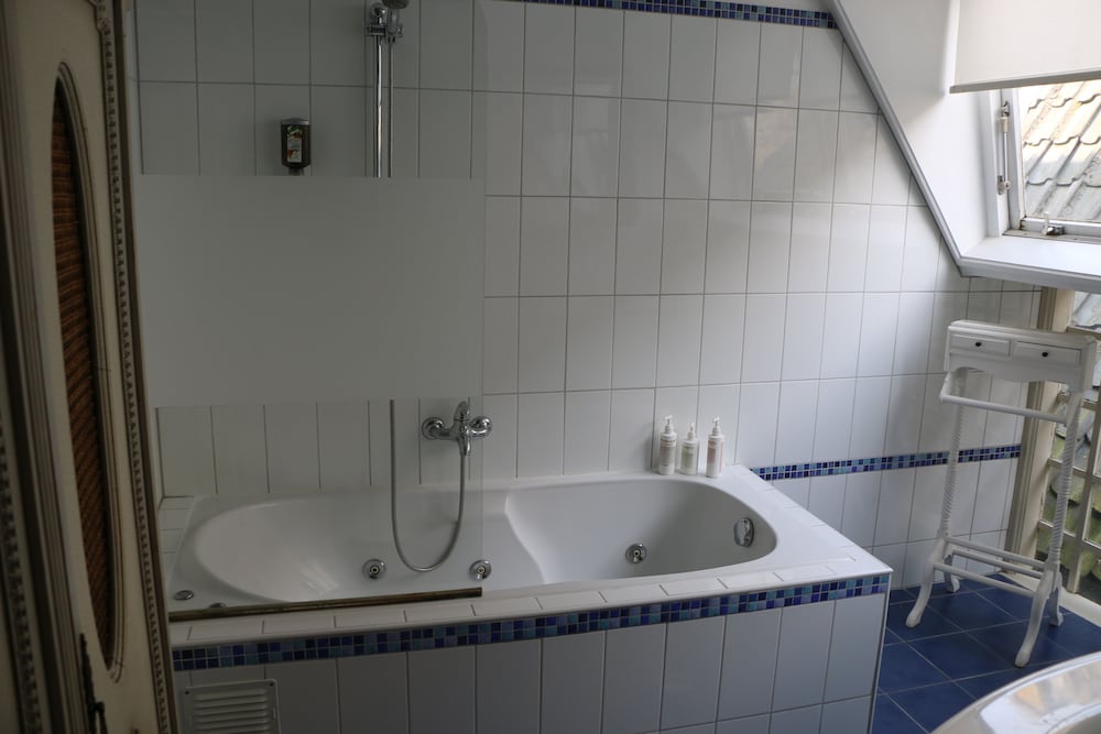 Comfort Double Room, 1 Queen Bed photo 3