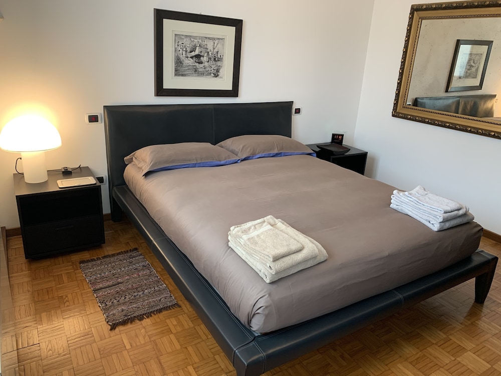 Family Room, Multiple Beds