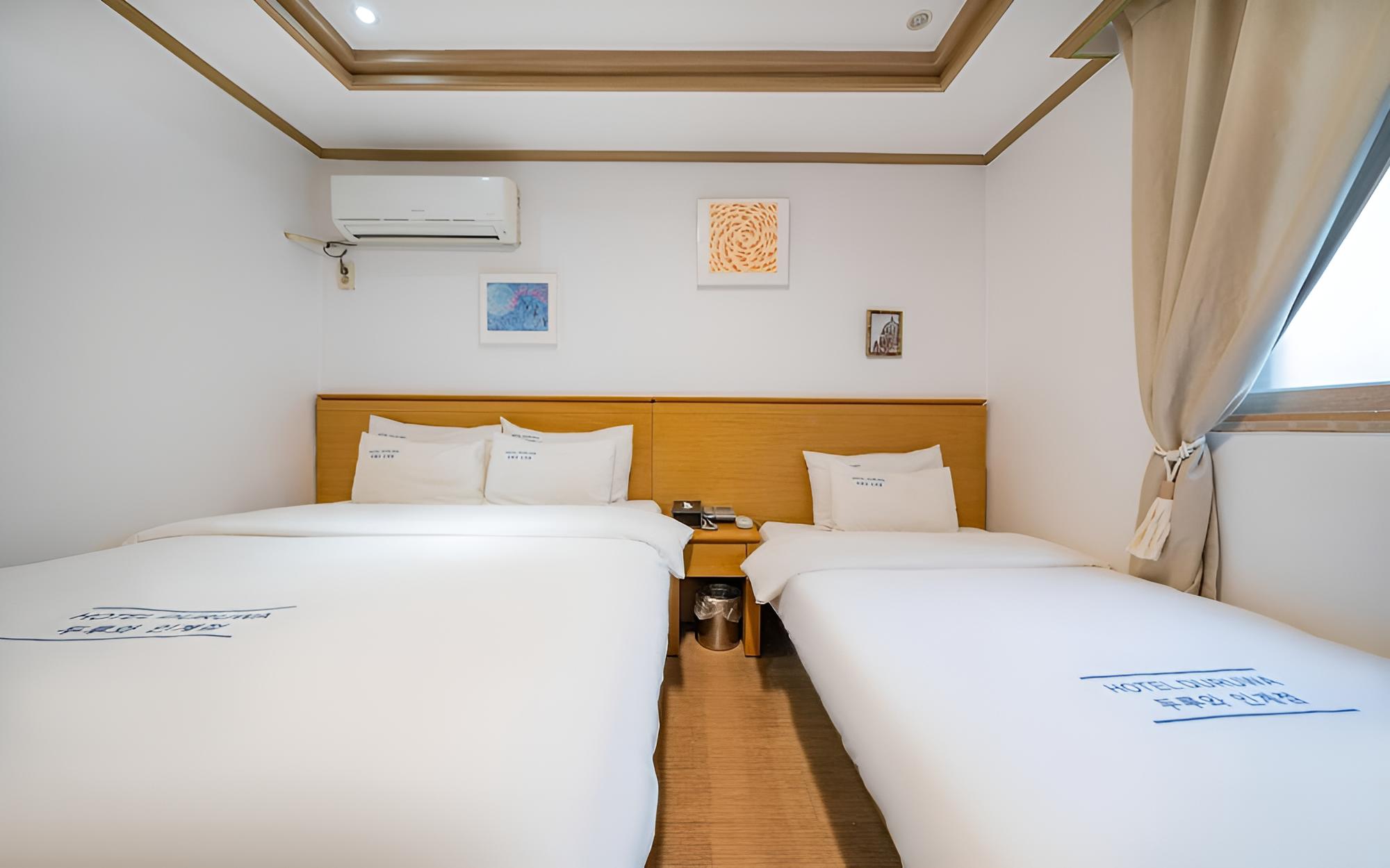 Room (Twin Room B - Vehicle (double + singl) - Photo 6