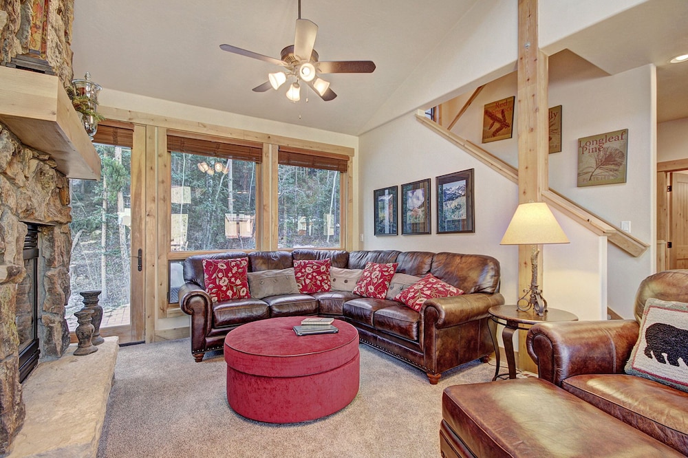 Townhome, 4 Bedrooms