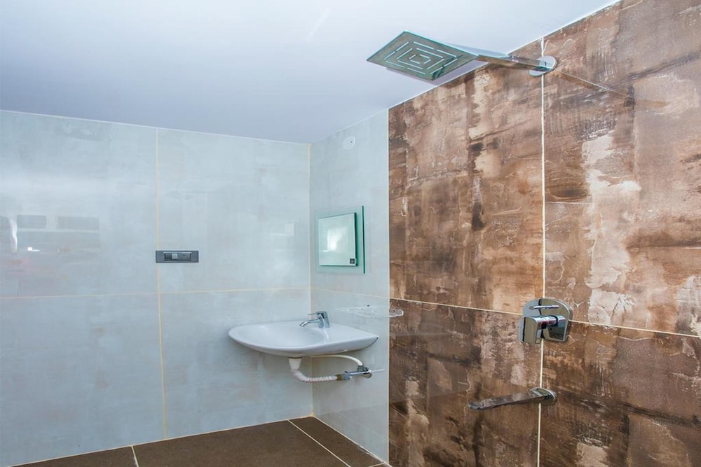 Standard Room - Photo 5