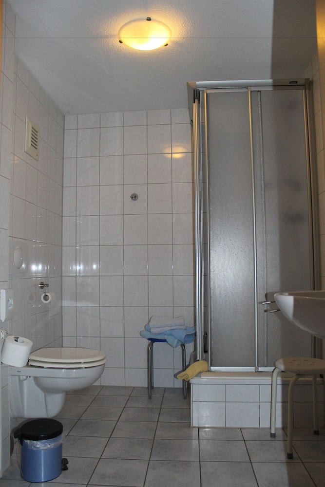 Classic Double or Twin Room, 2 Twin Beds, Non Smoking, Kitchen photo 2
