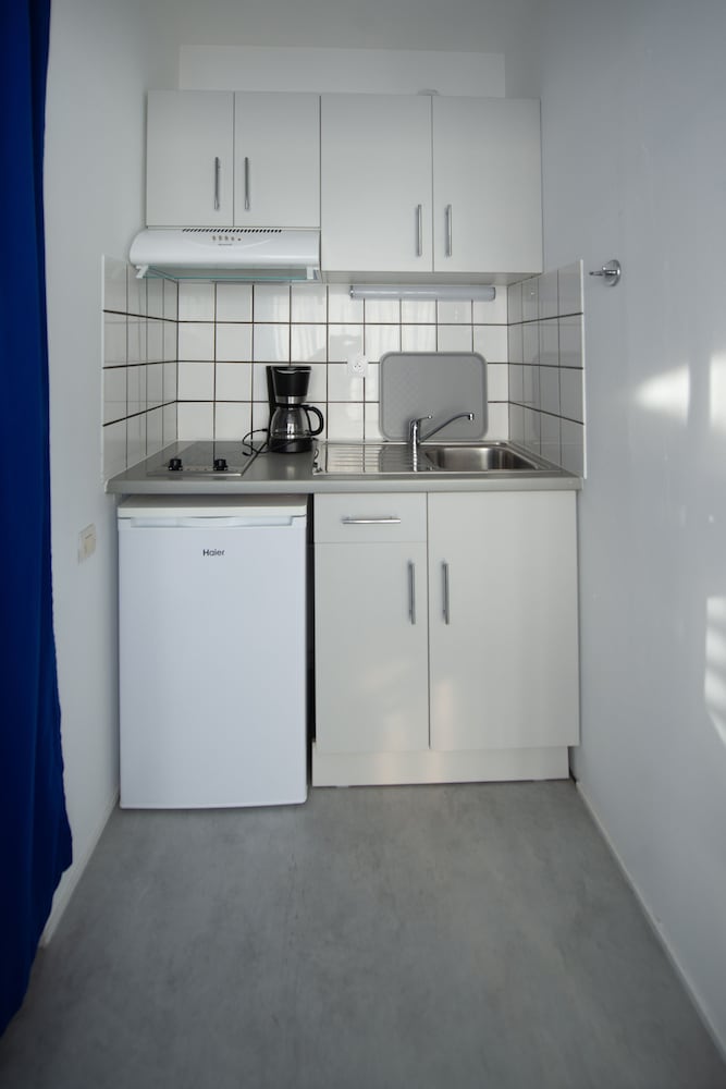 Standard Studio - Photo 3