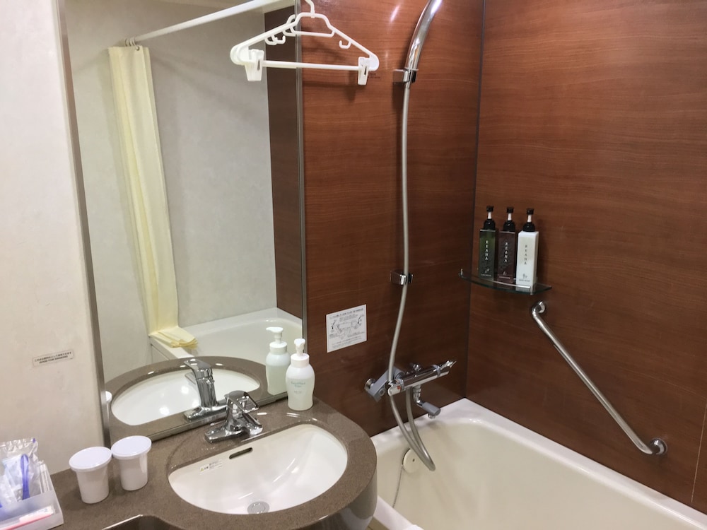 Light Twin Room (For 1 person), Non Smoking - Photo 9