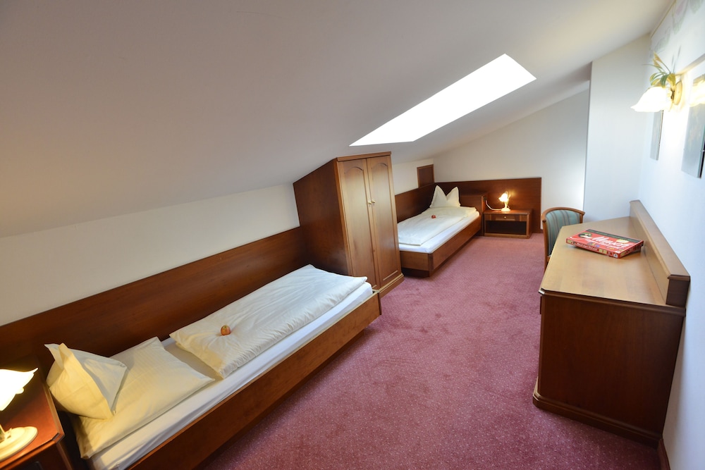 Suite, 3 Bedrooms, 2 Bathrooms (Tirol) photo 2