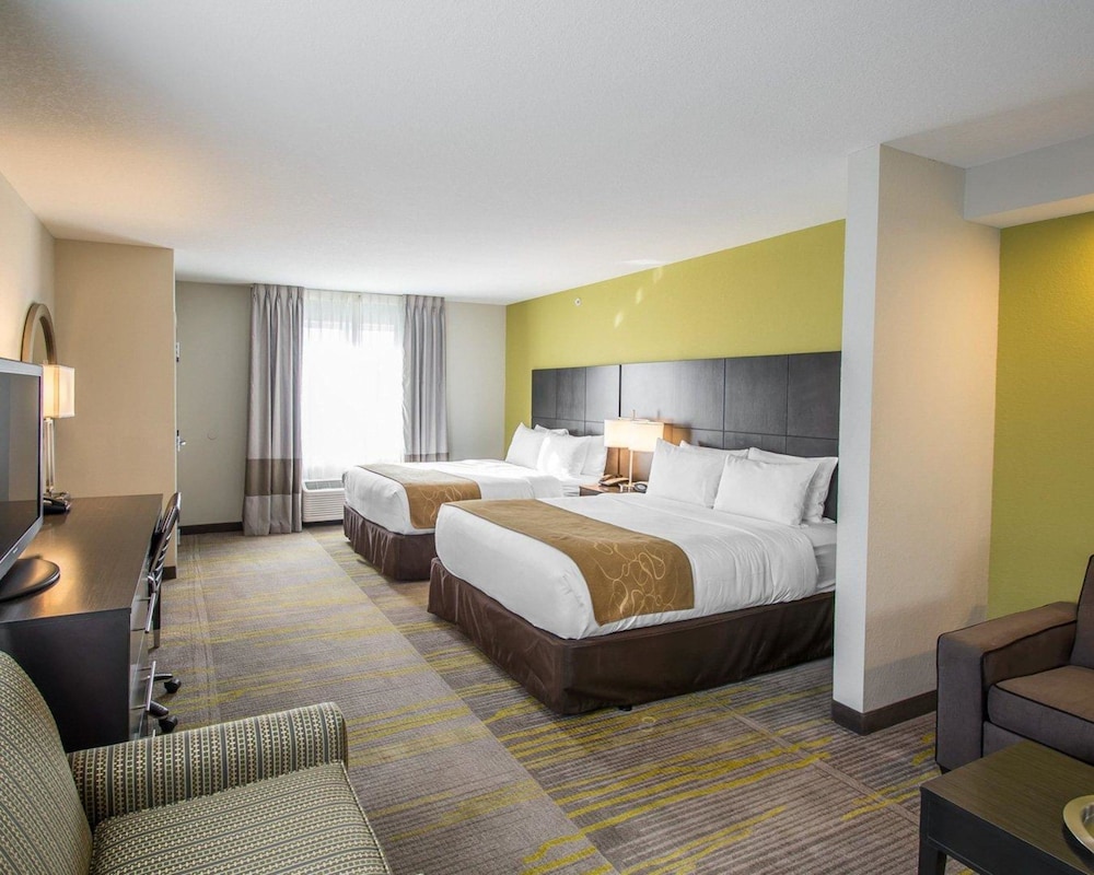 Room, Multiple Beds, Non Smoking photo 2