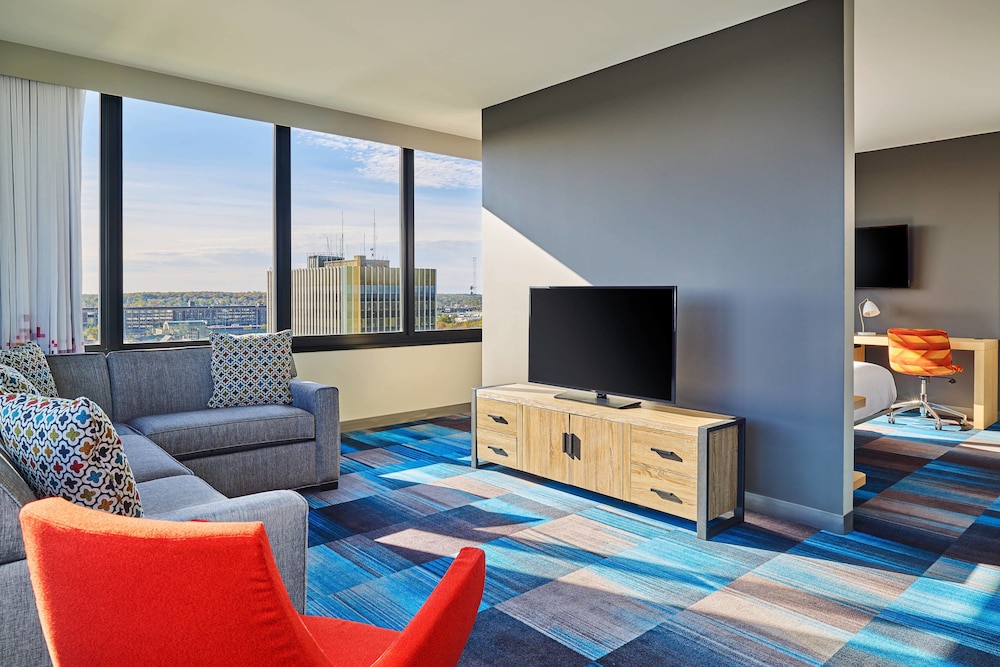 Executive Suite, 1 Double Bed, Corner photo 1