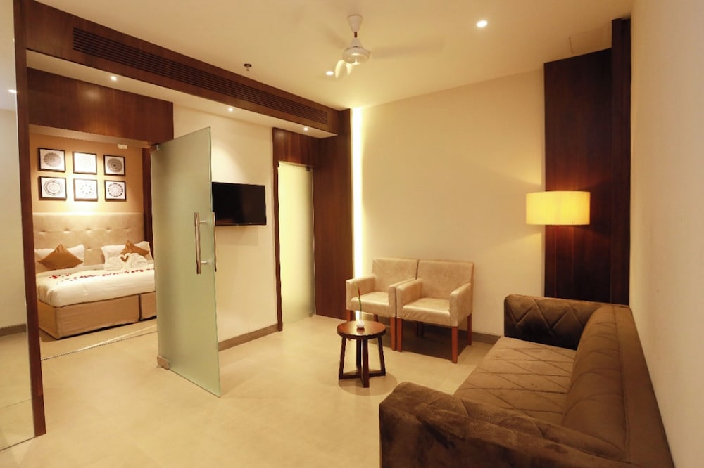 Premium Double Room, City View