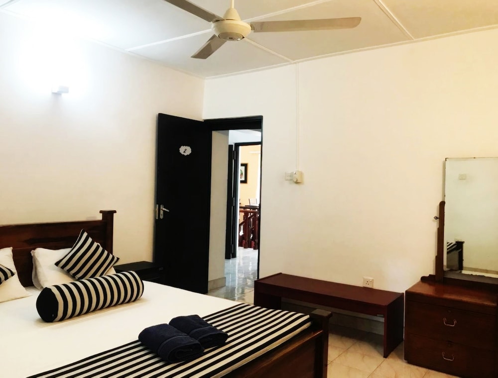 Deluxe Double Room, 1 Queen Bed, Smoking photo 1