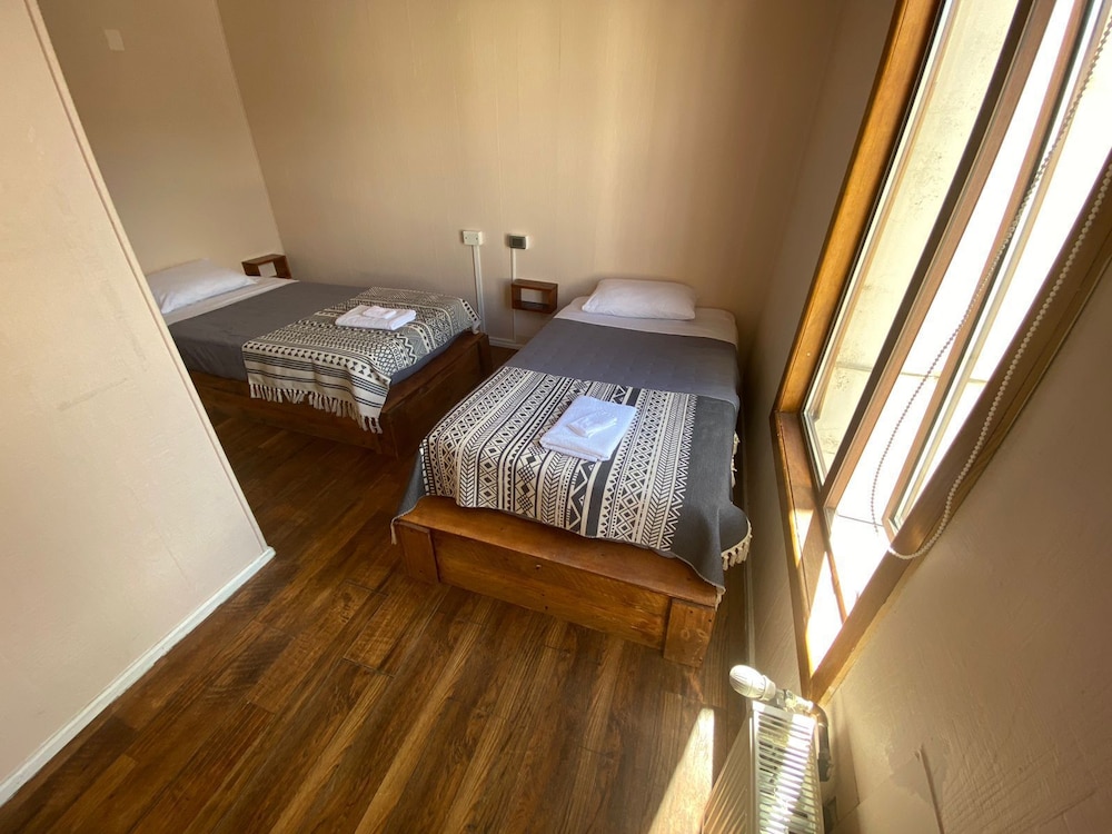 Superior Twin Room, Ensuite photo 1