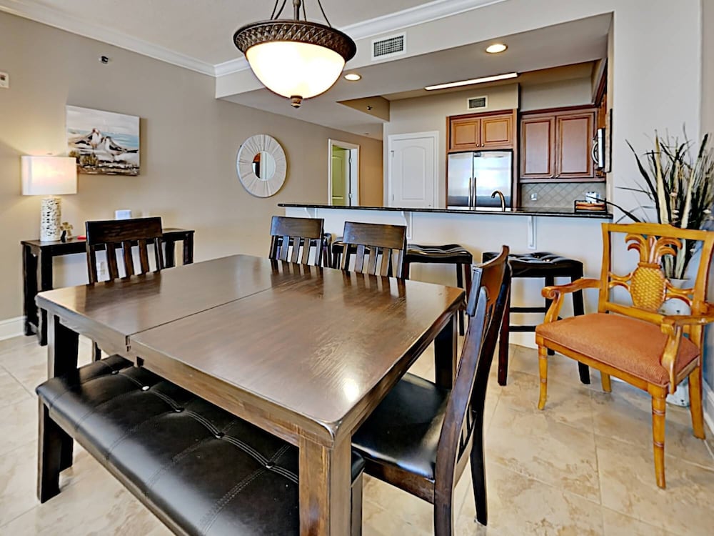 Condo (4 Bedrooms) photo 3