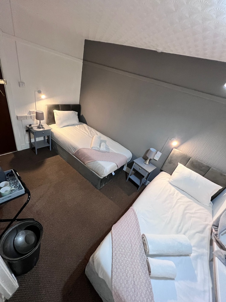 Standard Triple Room, Ensuite